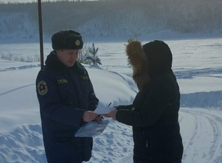 Пожарные п. Пеледуй призывают соблюдать правила безопасности на льду