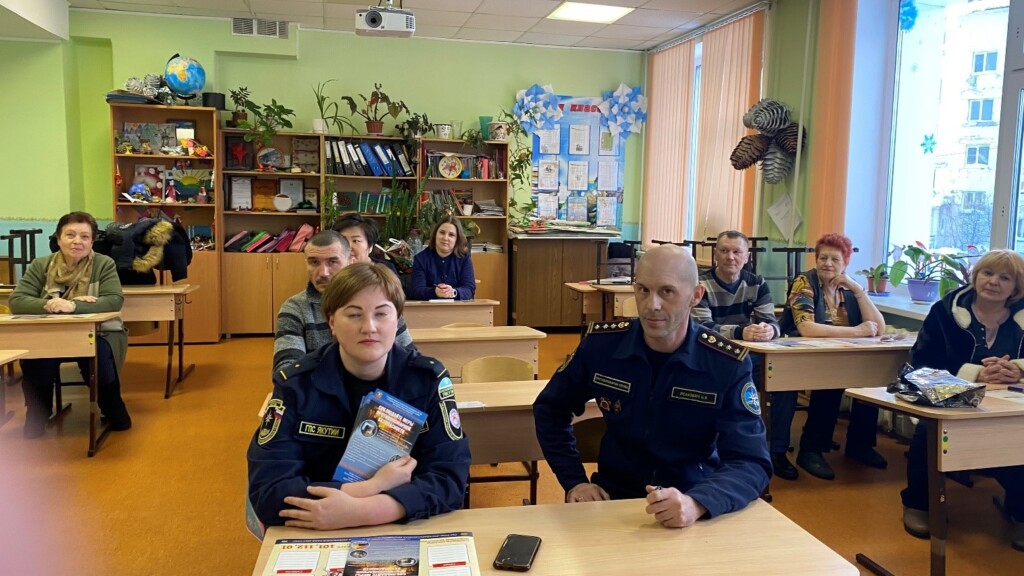 В Мирнинском районе проведено родительское собрание по вопросу безопасности детей и пожарной профилактике